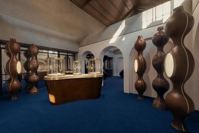 展启幕朗格上海旗舰店焕新开幕恒隆与九百签约南京西路1038号商业项目CQ9电子平台入口潮讯 伯爵“优雅亦不羁”限时体验展揭幕布契拉提典藏(图2)